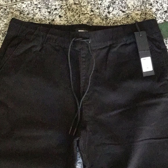 Colin Jogger - Picture 4 of 4